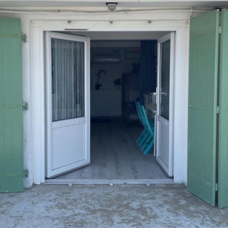 Le Vrai Cabanon De La Pointe Rouge Apartment Марсилия Екстериор снимка